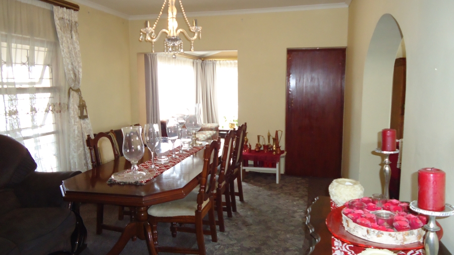 3 Bedroom Property for Sale in Gustrouw Western Cape